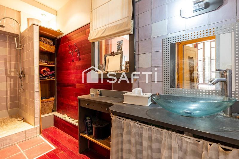 Appartement - 80 m² - 4 pièces