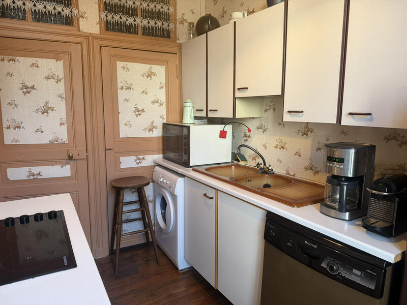 Maison - 101 m² - 8 pièces