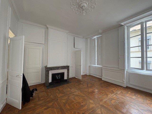 Appartement - 107 m² - 4 pièces
