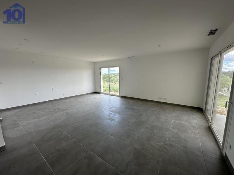 Maison - 96 m² - 5 pièces