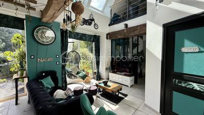 Maison - 163 m² - 6 pièces