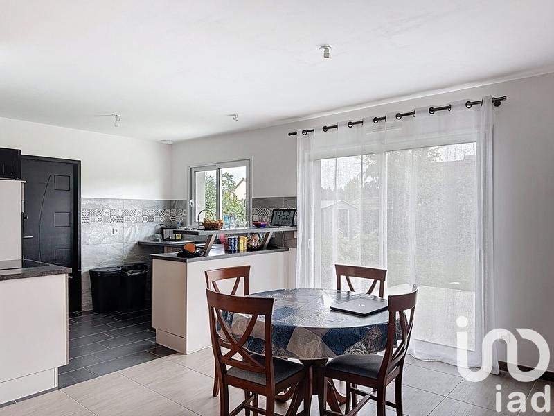 Maison - 77 m² - 3 pièces