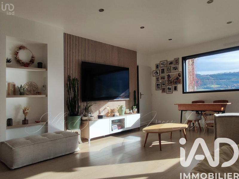 Maison - 165 m² - 8 pièces