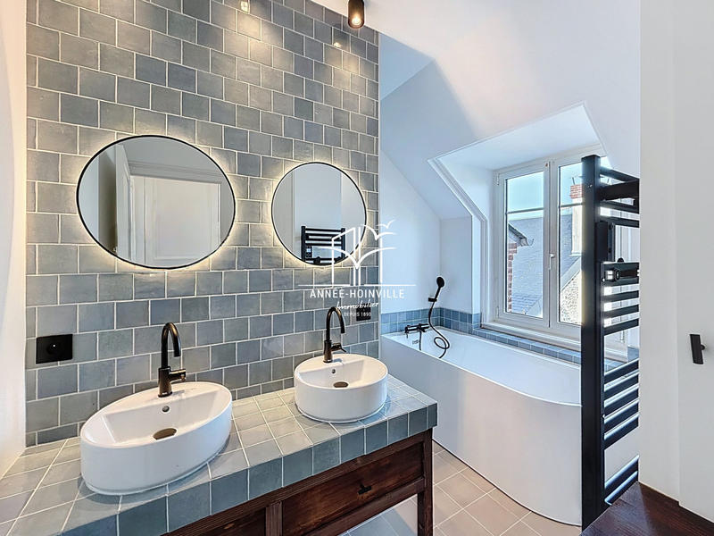 Maison - 101 m² - 4 pièces