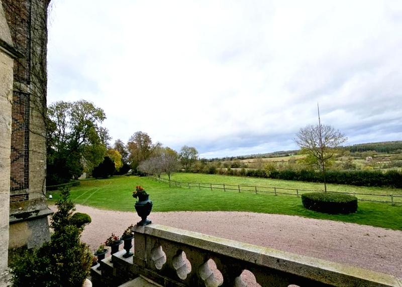 Manoir - 530 m² - 12 pièces