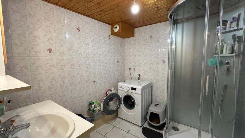 Appartement - 75 m² - 3 pièces