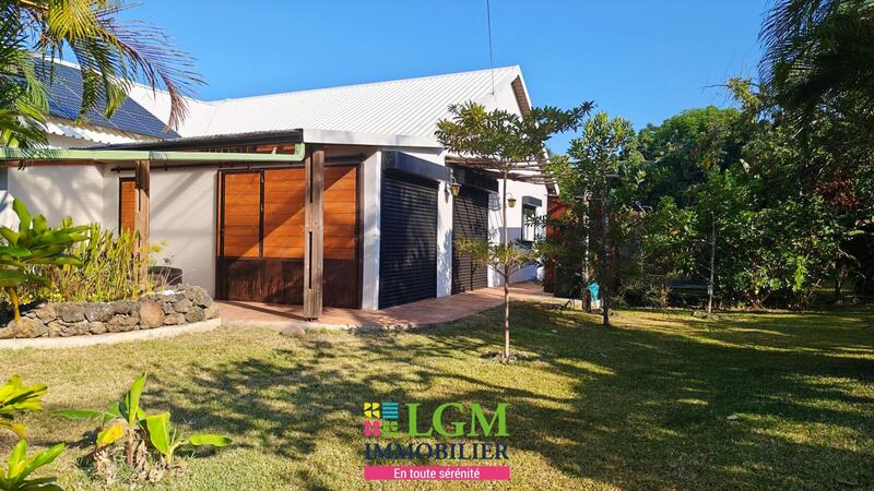 Maison - 222 m² - 9 pièces