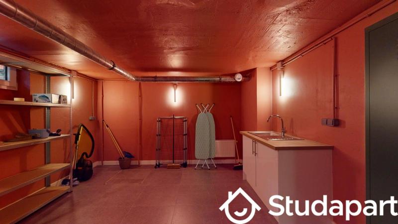 Chambre - 10 m² - 1 pièce