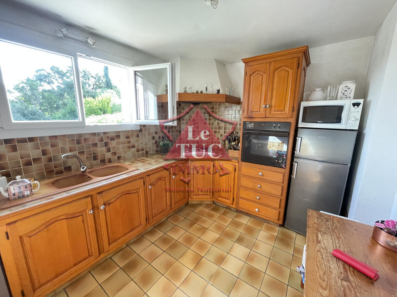 Villa - 180 m² - 8 pièces