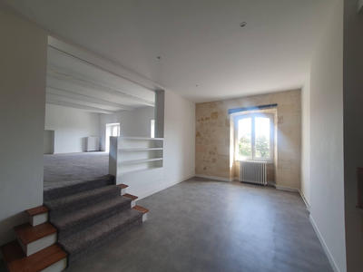 Appartement - 129 m² - 2 pièces