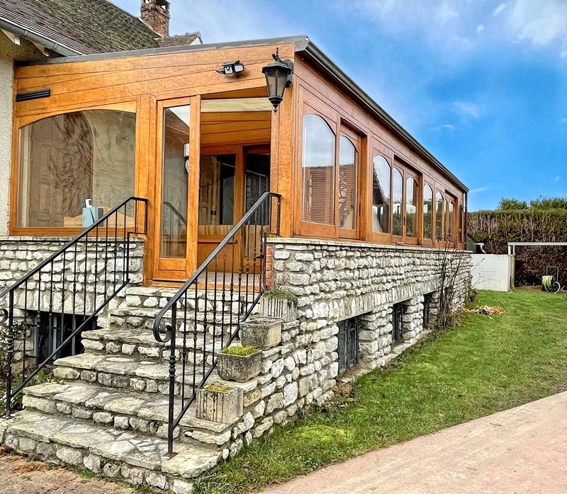 Maison - 193 m² - 8 pièces