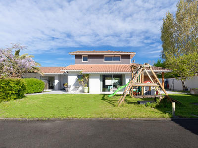 Maison - 172 m² - 6 pièces