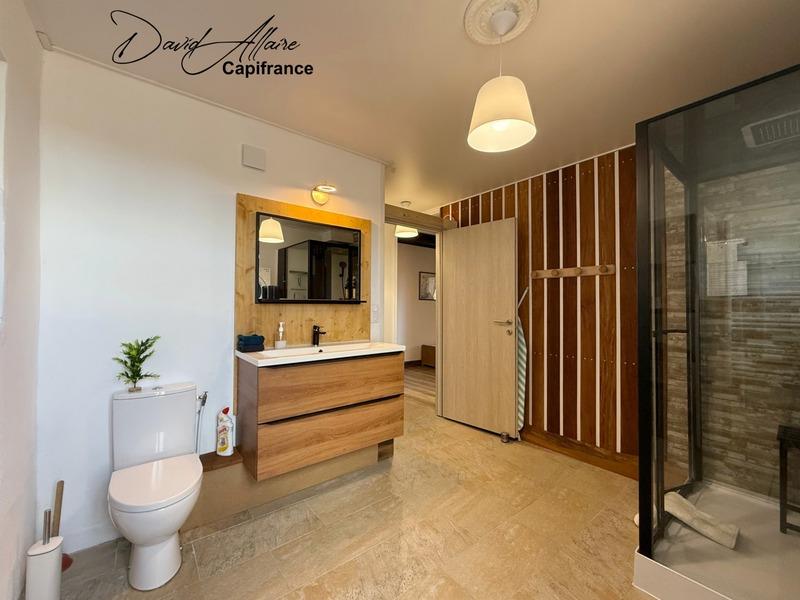 Appartement - 60 m² - 2 pièces