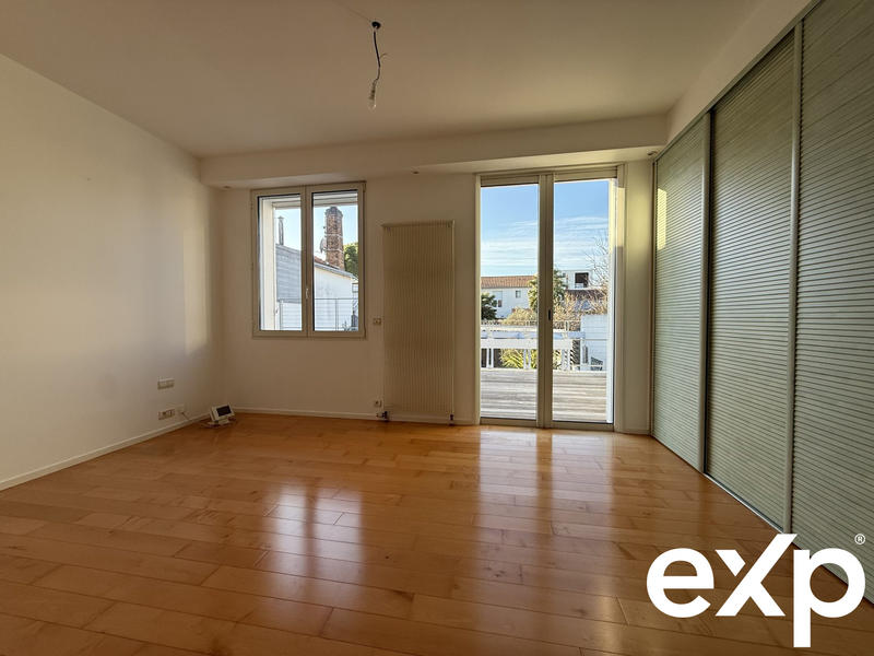 Maison - 178 m² - 5 pièces