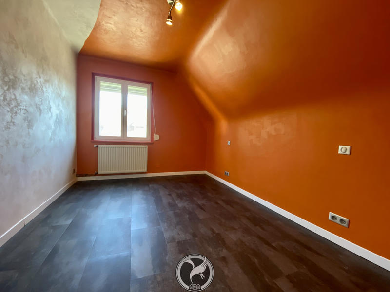 Maison - 90 m² - 5 pièces