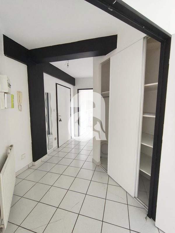 Appartement - 57 m² - 2 pièces