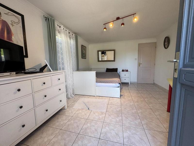 Villa - 130 m² - 6 pièces