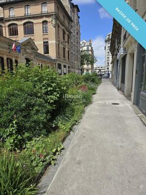 Local commercial - 31 m² - 2 pièces