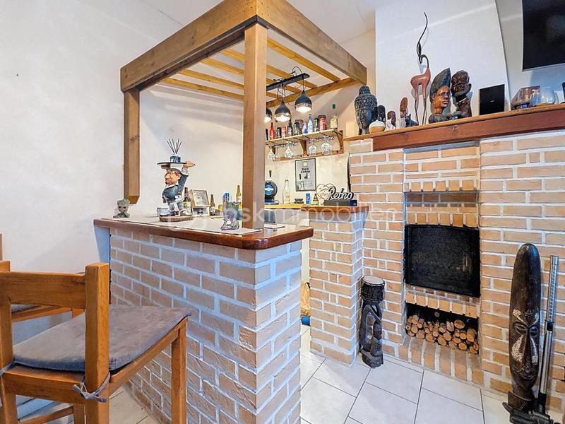 Maison traditionnelle - 111 m² - 5 pièces