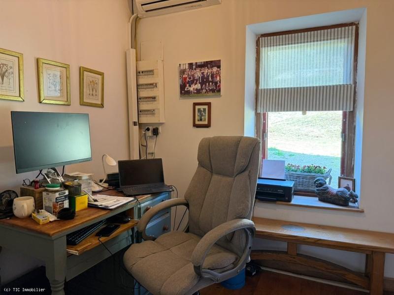 Propriété - 172 m² - 7 pièces