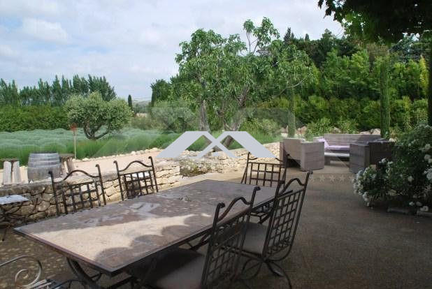 Maison contemporaine - 280 m² - 7 pièces