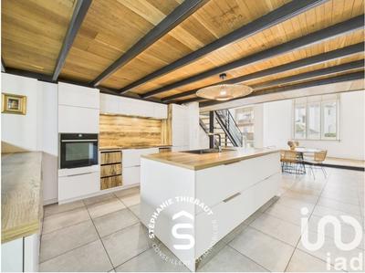 Maison - 156 m² - 6 pièces