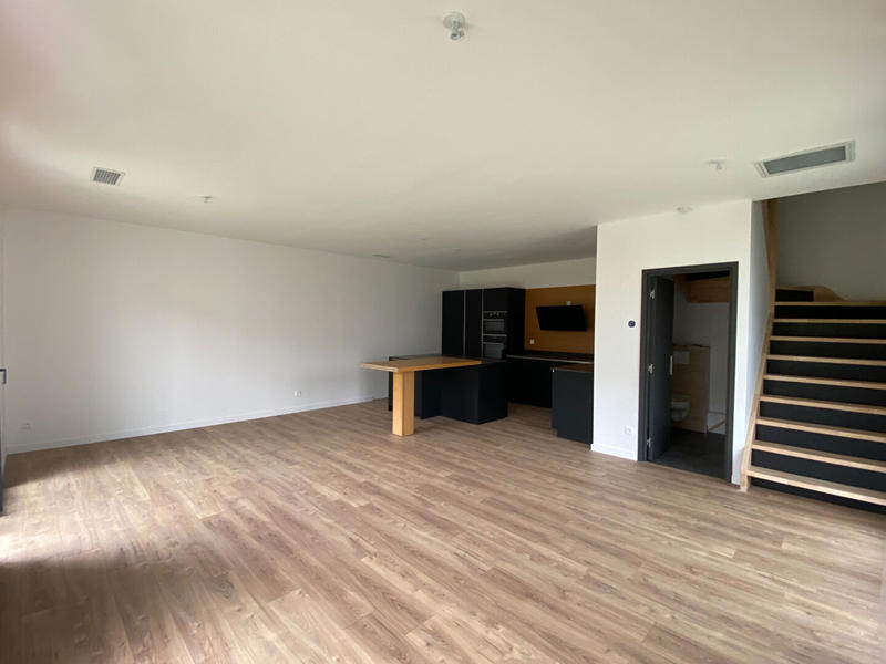 Maison - 99 m² - 4 pièces