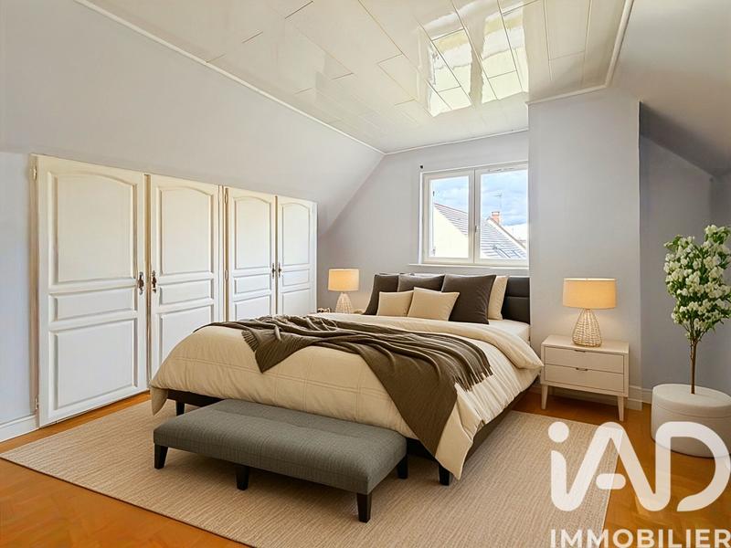 Maison - 105 m² - 5 pièces