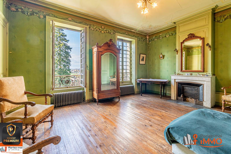 Maison - 373 m² - 14 pièces