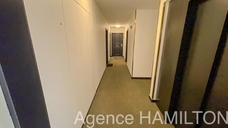 Appartement - 79 m² - 4 pièces