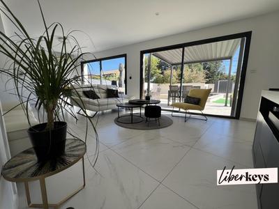 Maison - 145 m² - 5 pièces