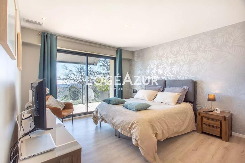 Villa - 212 m² - 7 pièces