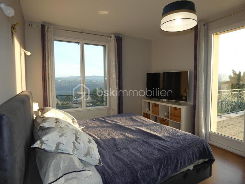 Maison d'architecte - 377 m² - 9 pièces