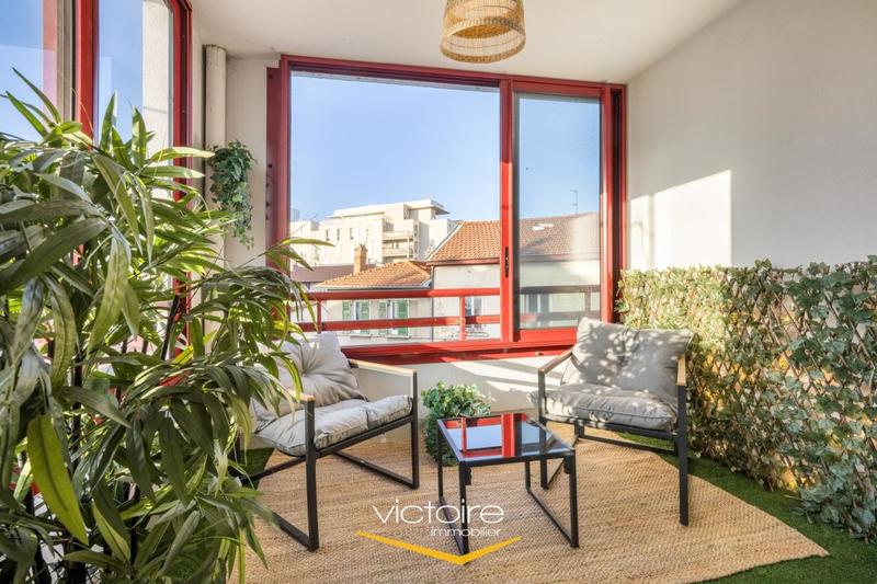 Appartement - 65 m² - 3 pièces