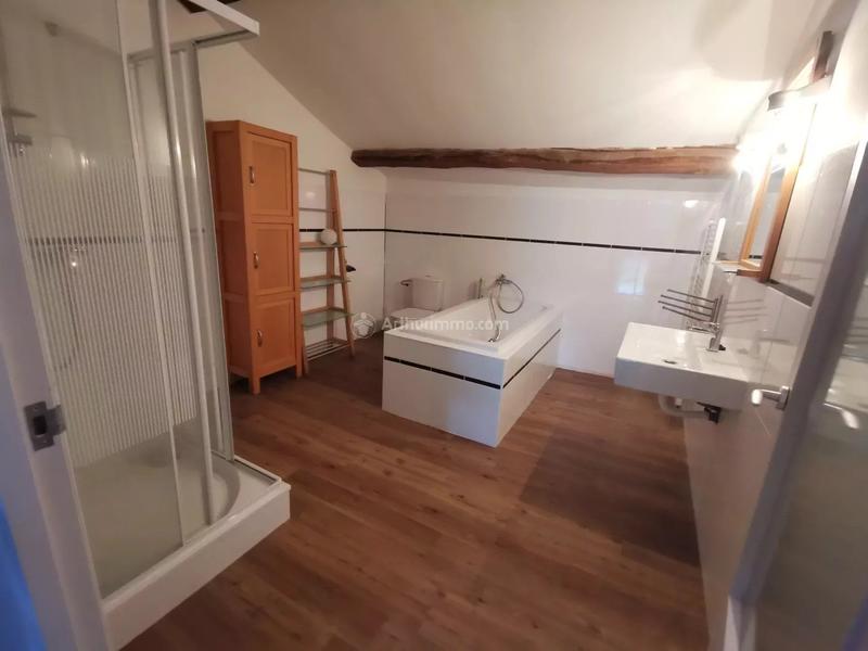 Maison - 196 m² - 8 pièces