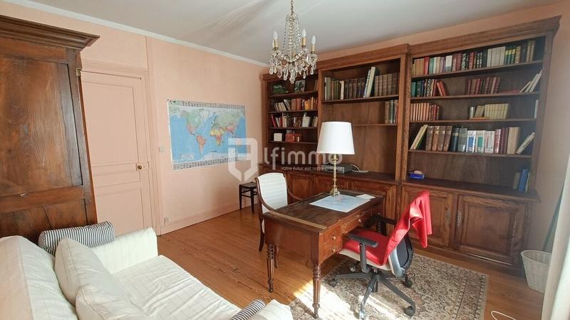 Maison de ville - 180 m² - 4 pièces