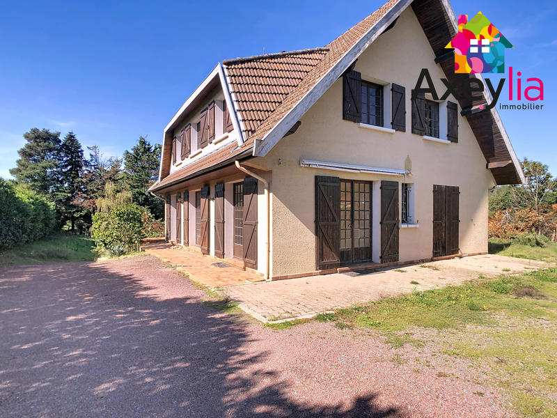 Maison - 179 m² - 9 pièces