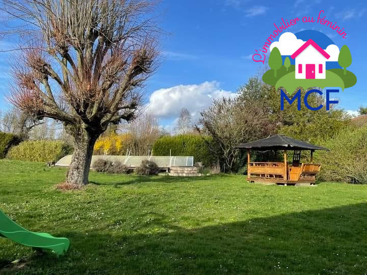 Maison ancienne - 174 m² - 8 pièces