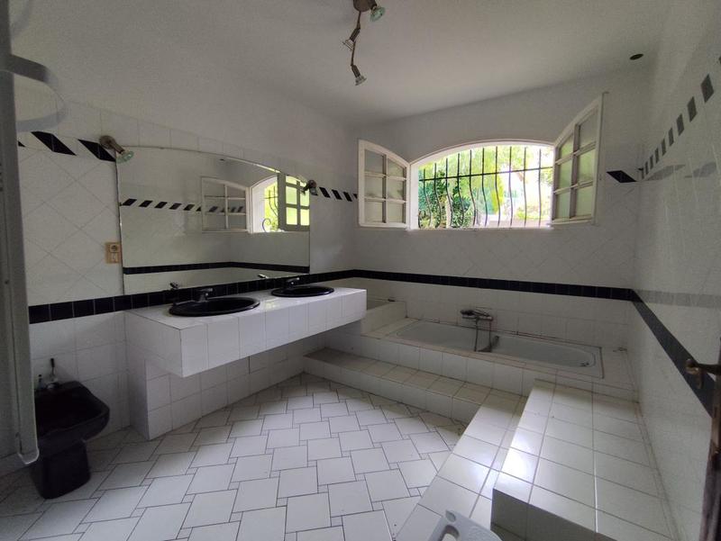 Maison - 160 m² - 5 pièces