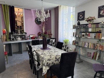 Appartement - 285 m² - 8 pièces