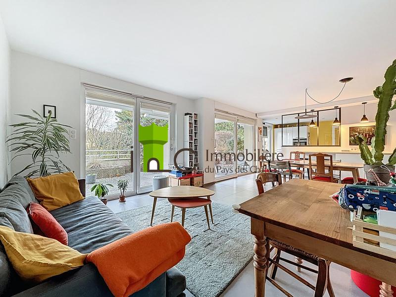 Appartement - 98 m² - 4 pièces