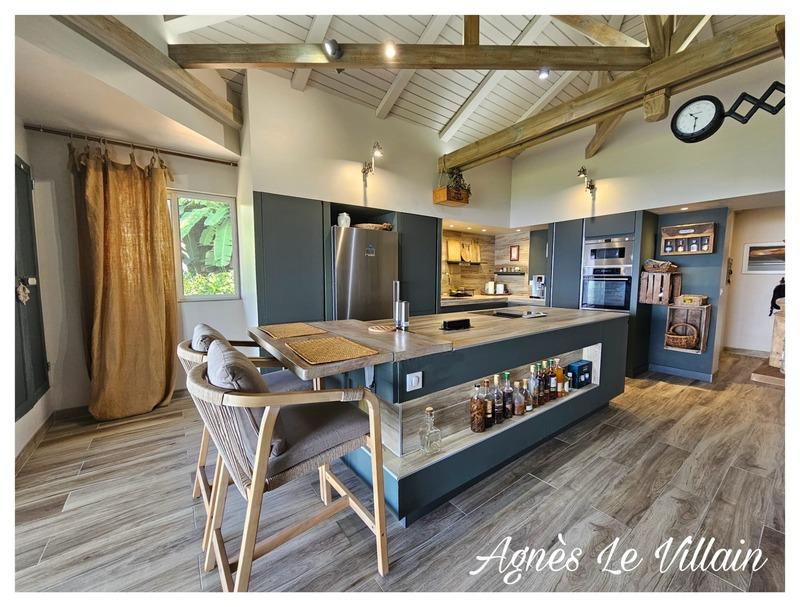 Villa - 180 m² - 7 pièces