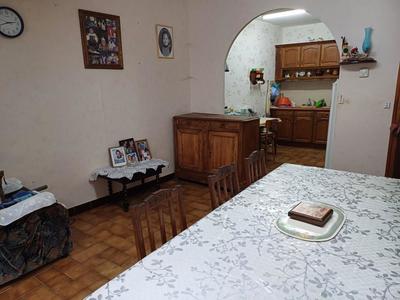 Maison en pierre - 75 m² - 5 pièces