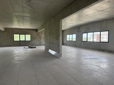 Local commercial - 205 m²