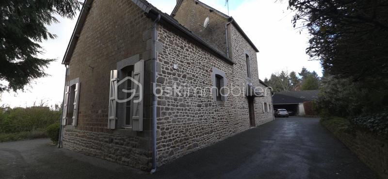 Corps de ferme - 201 m² - 8 pièces