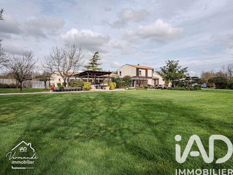 Maison - 170 m² - 7 pièces