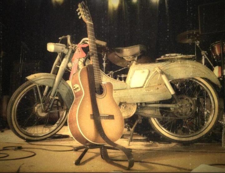 Tataiiin, chansons de Renaud