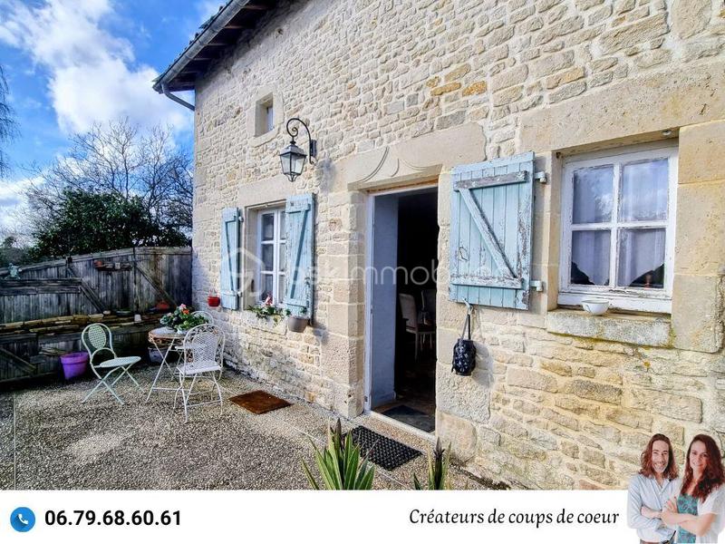 Maison en pierre - 234 m² - 7 pièces