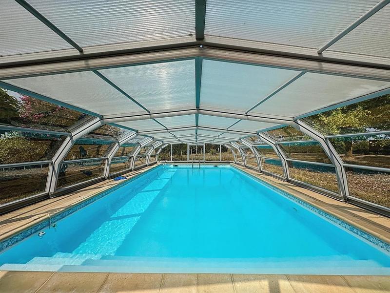 Maison en pierre - 232 m² - 7 pièces