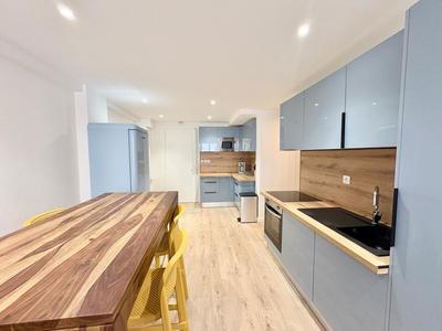 Appartement - 70 m² - 4 pièces